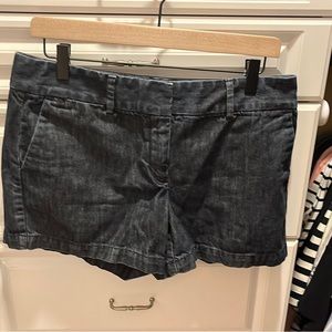LOFT Riviera Dark Chambray Short - Size 6